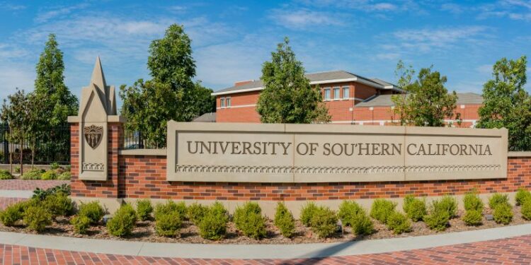 Guide to Admission and Course Offerings at the University of Southern California