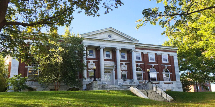 How to Apply Tufts University for Admission and Scholarship